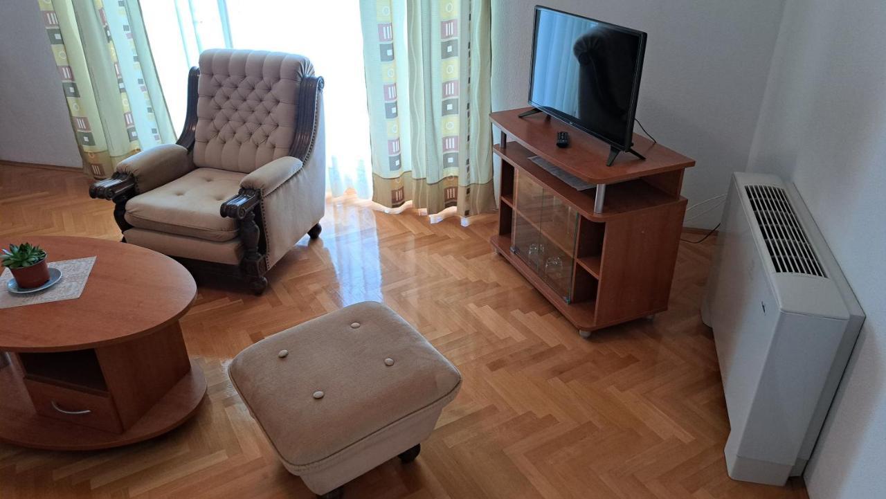 Apartment With Splendid Sea View Trogir Eksteriør billede