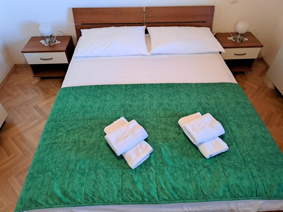 Apartment With Splendid Sea View Trogir Eksteriør billede