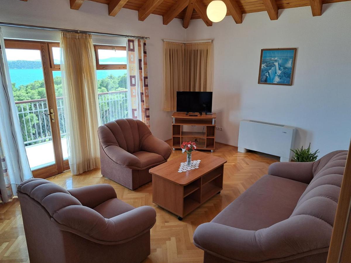 Apartment With Splendid Sea View Trogir Eksteriør billede
