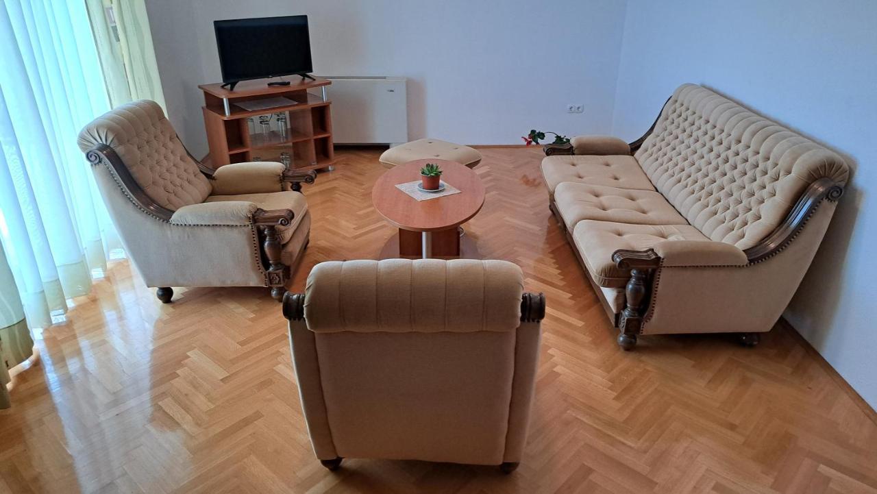 Apartment With Splendid Sea View Trogir Eksteriør billede