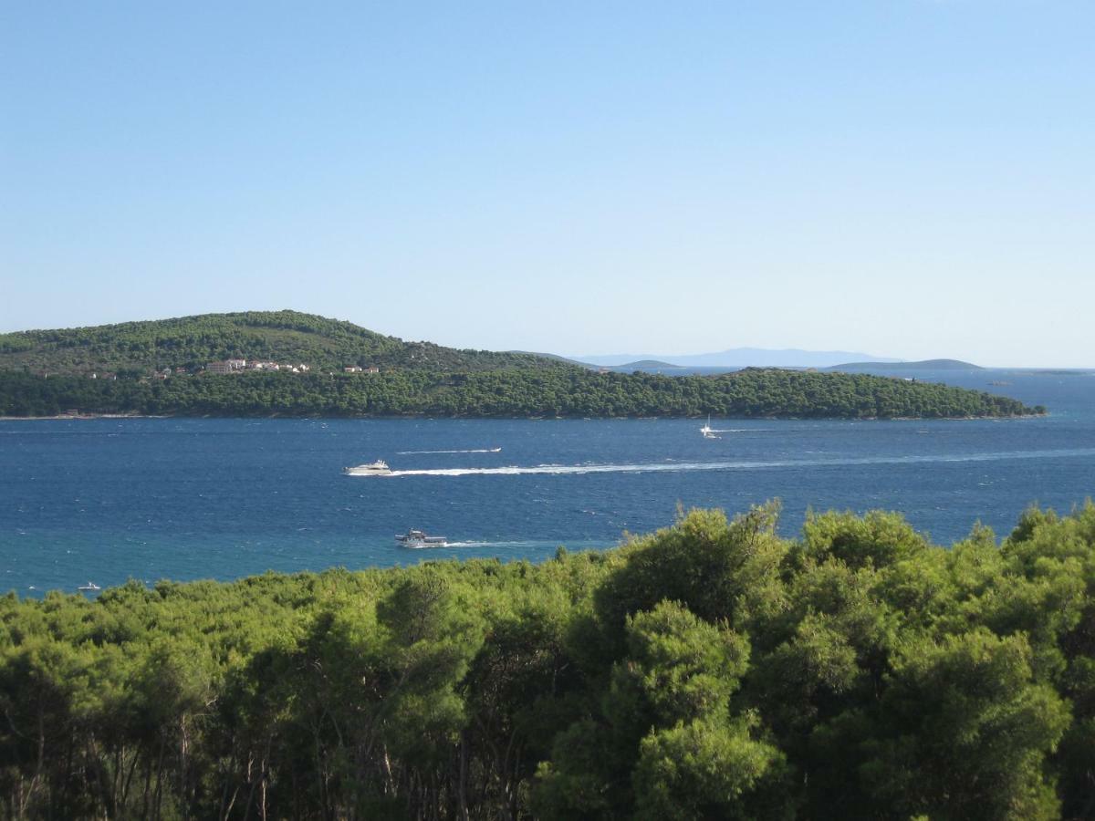Apartment With Splendid Sea View Trogir Eksteriør billede