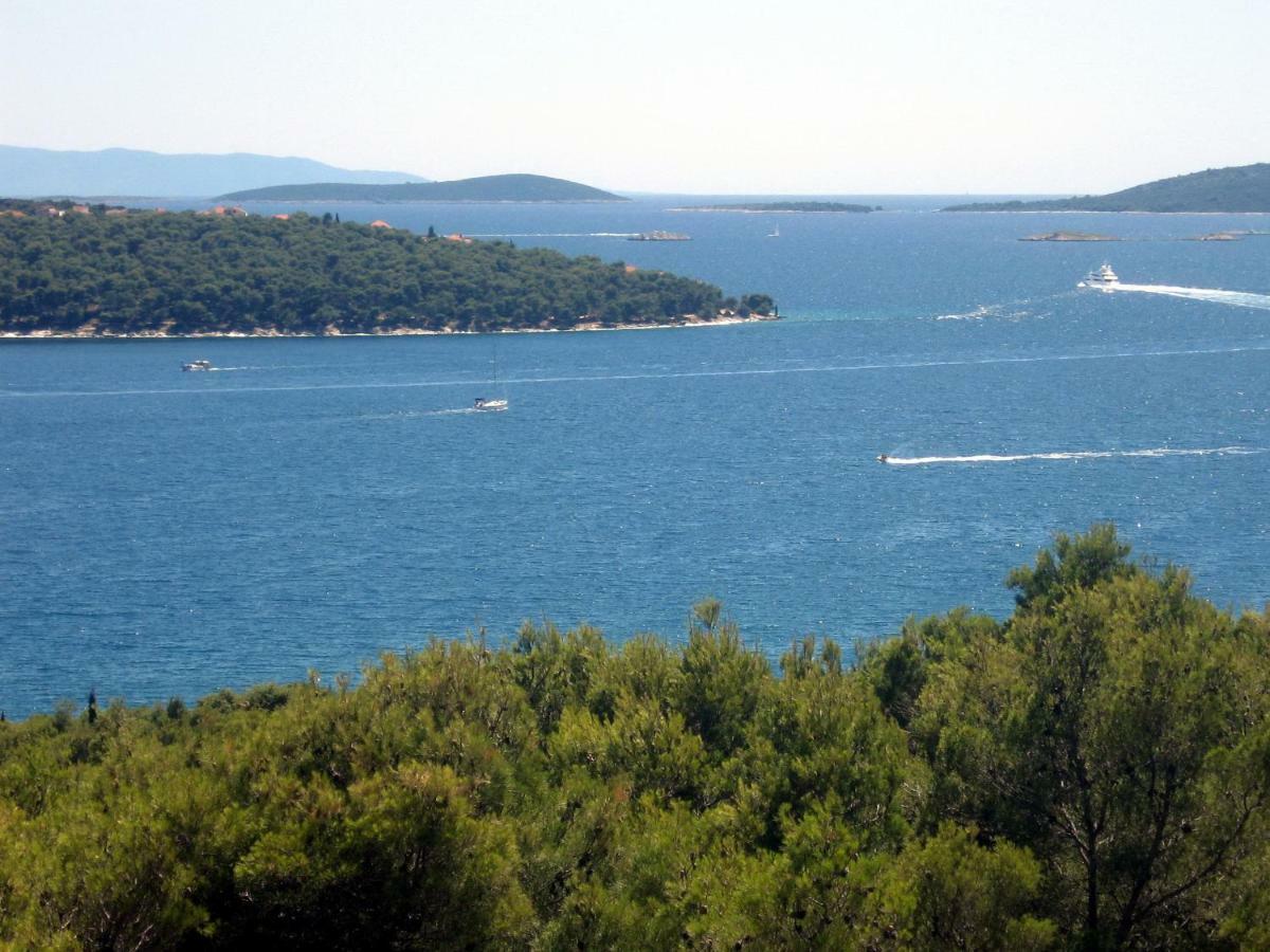 Apartment With Splendid Sea View Trogir Eksteriør billede