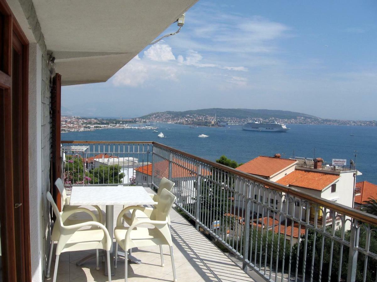 Apartment With Splendid Sea View Trogir Eksteriør billede