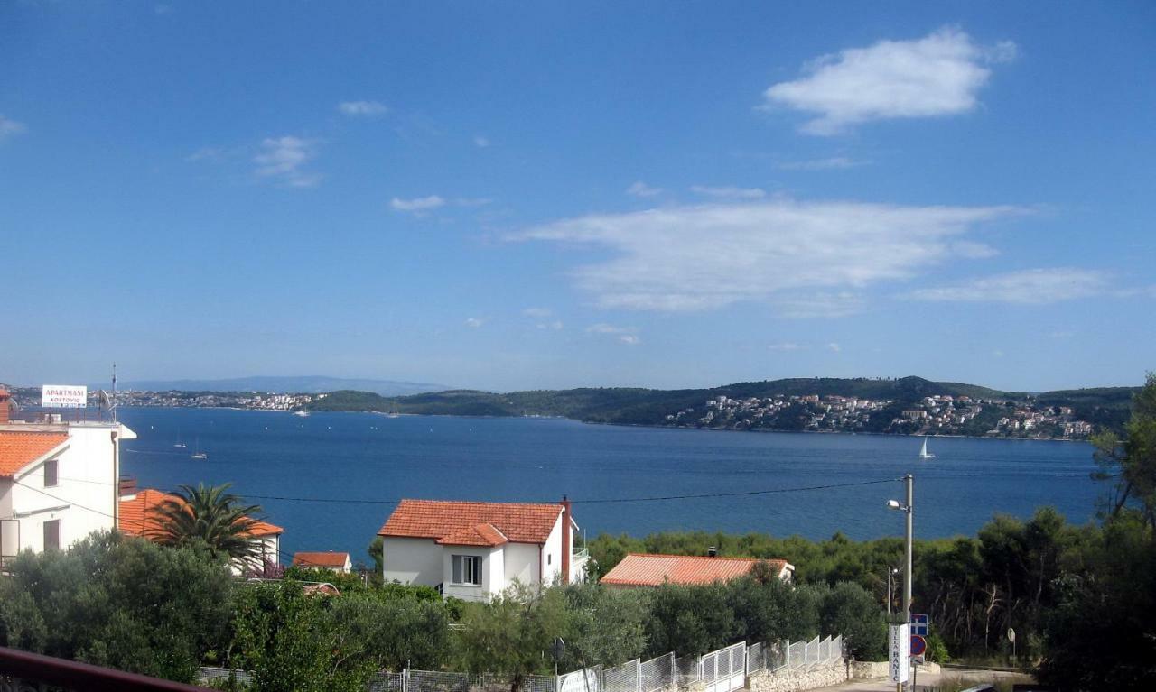 Apartment With Splendid Sea View Trogir Eksteriør billede